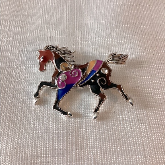 Horse Silver Tone Enameled Pin Jewelry - Horse Silver Tone Enameled Pin
